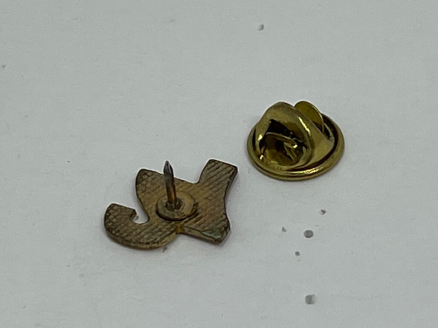 Calgary 2&7 Lapel Pin P1