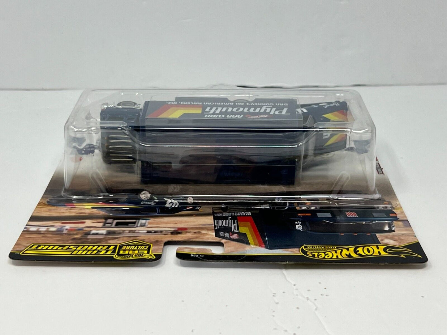 Hot Wheels Team Transport #63 1970 Plymouth Cuda & Sakura Sprinter Muscle Car 1:64 Diecast