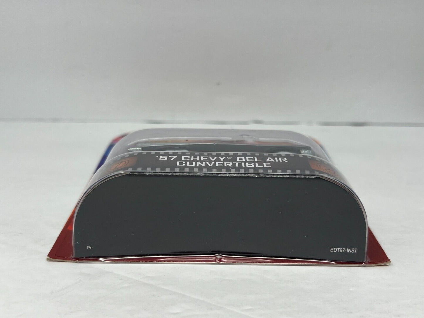 Hot Wheels Retro Entertainment Simon & Simon 1957 Chevy Bel Air POP Culture 1:64 Diecast