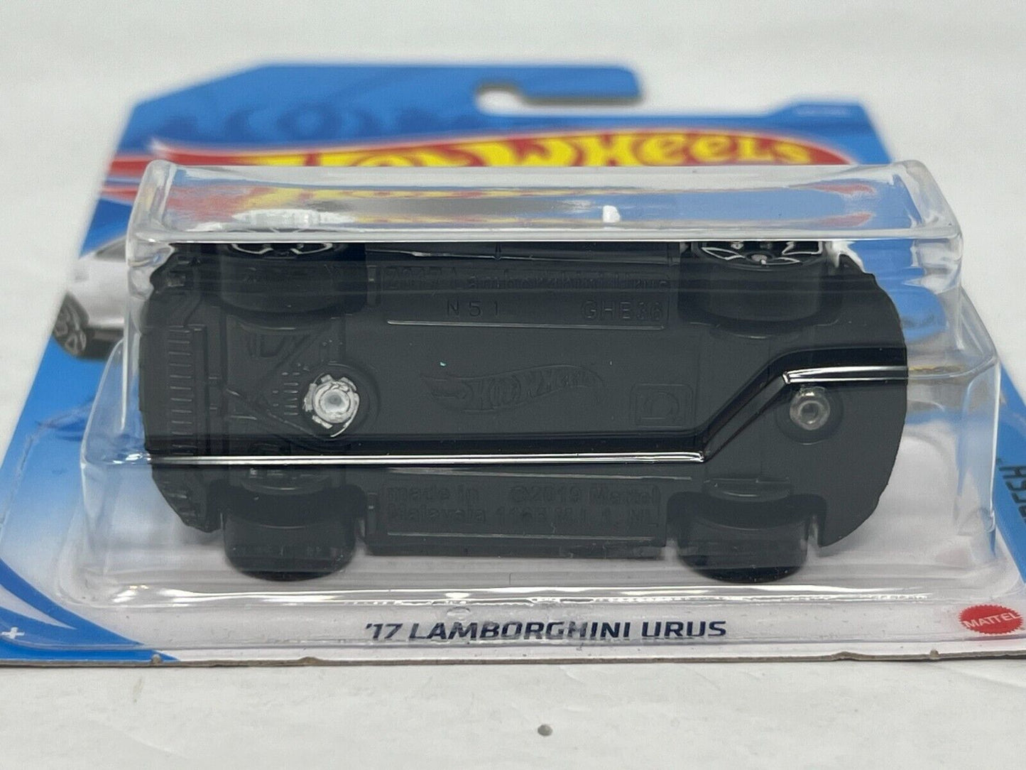 Hot Wheels Factory Fresh 2017 Lamborghini Urus European Car 1:64 Diecast V3