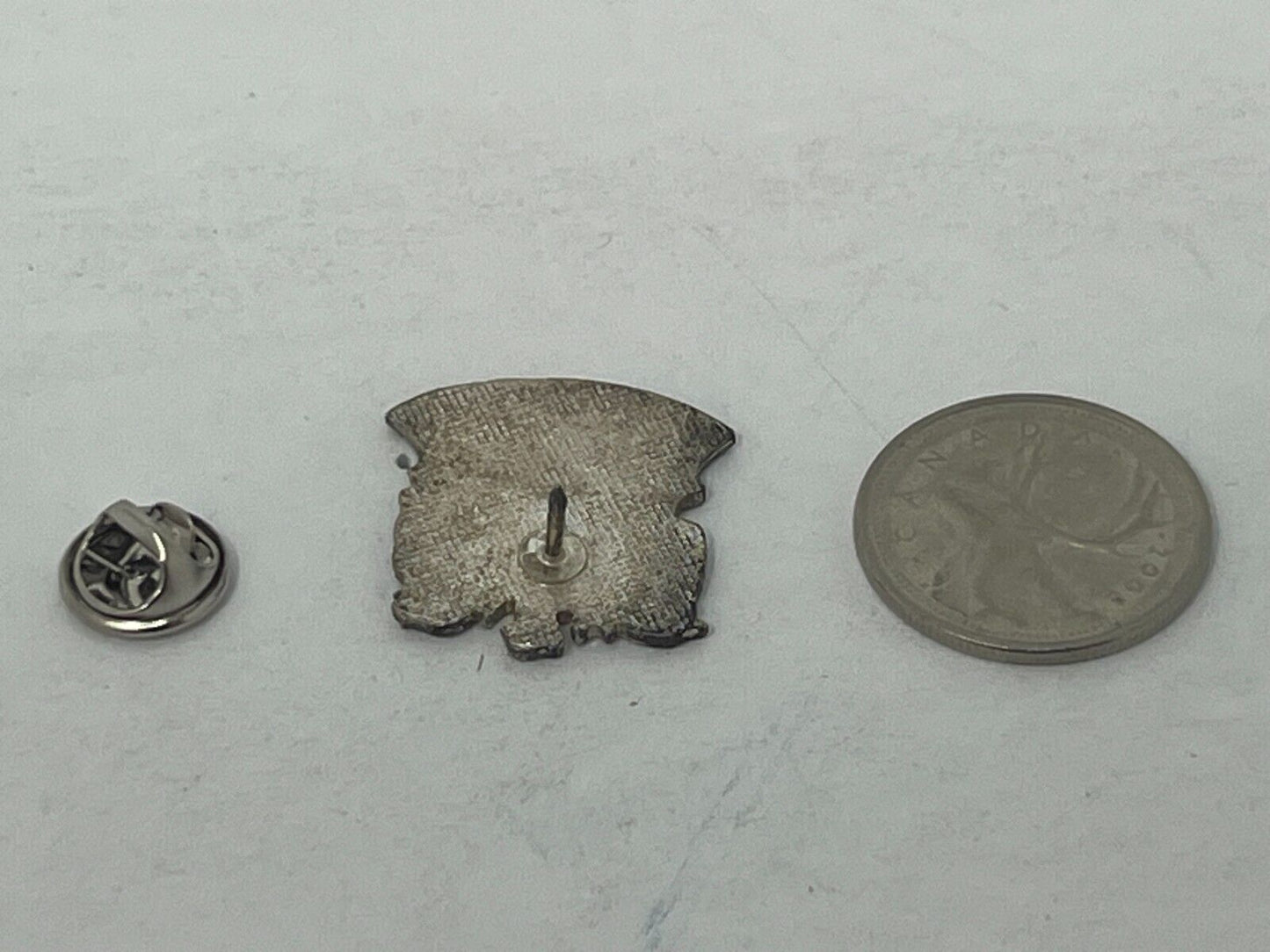 Charlottetown Prince Edward Island PEI Souvenir Cities & States Lapel Pin SP4 V4