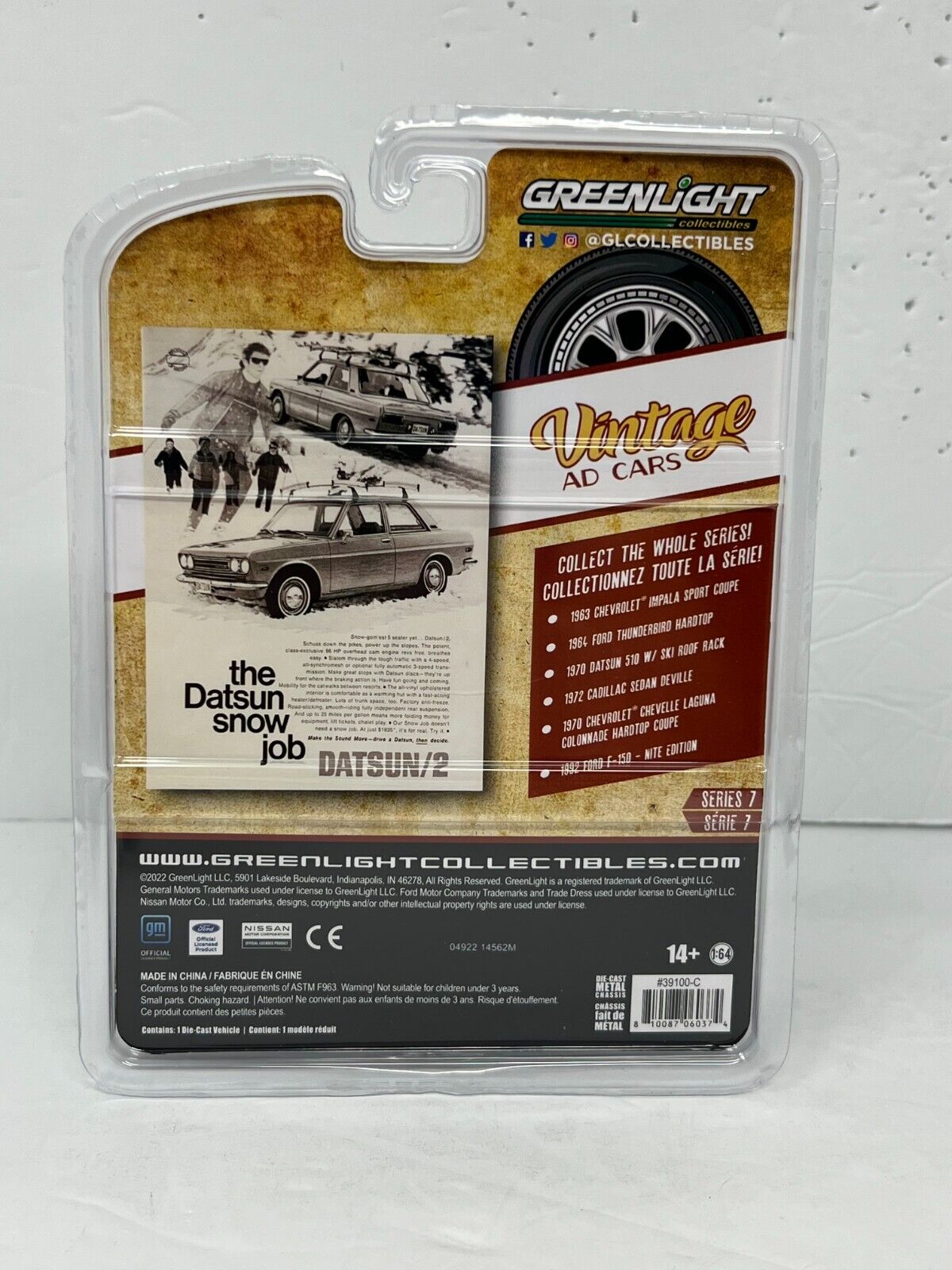Greenlight Vintage Ad Cars 1970 Datsun 510 with Ski Roof Rack 1:64 Diecast V3