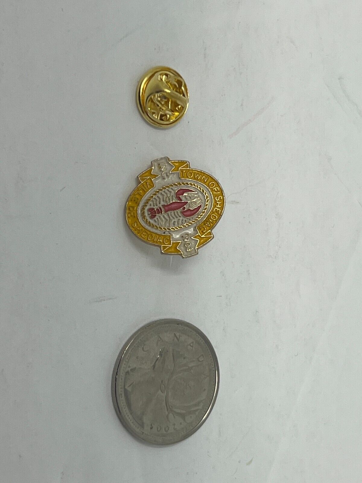 Town of Shediac New Brunswick Souvenir Cities & States Lapel Pin SP3