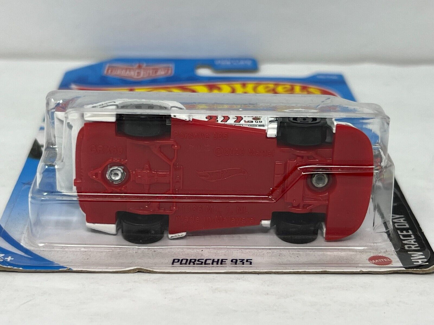 Hot Wheels HW Race Day Porsche 935 White European Car 1:64 Diecast V5