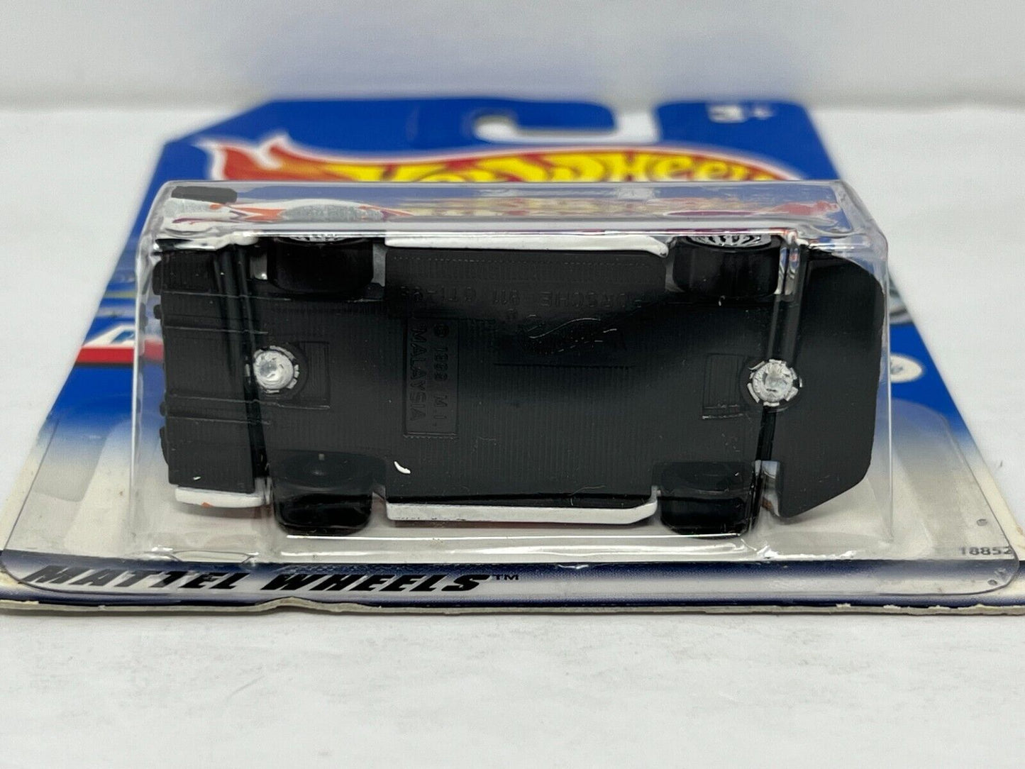 Hot Wheels Porsche 911 GT1-98 White European Car 1:64 Diecast
