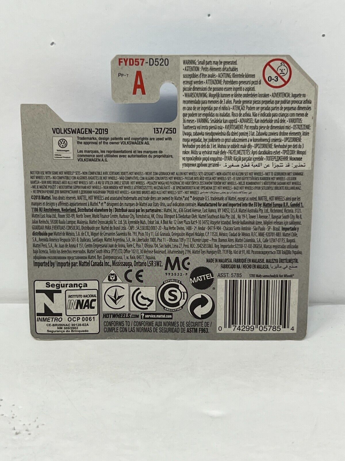 Hot Wheels Custom 1969 Volkswagen Squareback European Car 1:64 Diecast Short Card