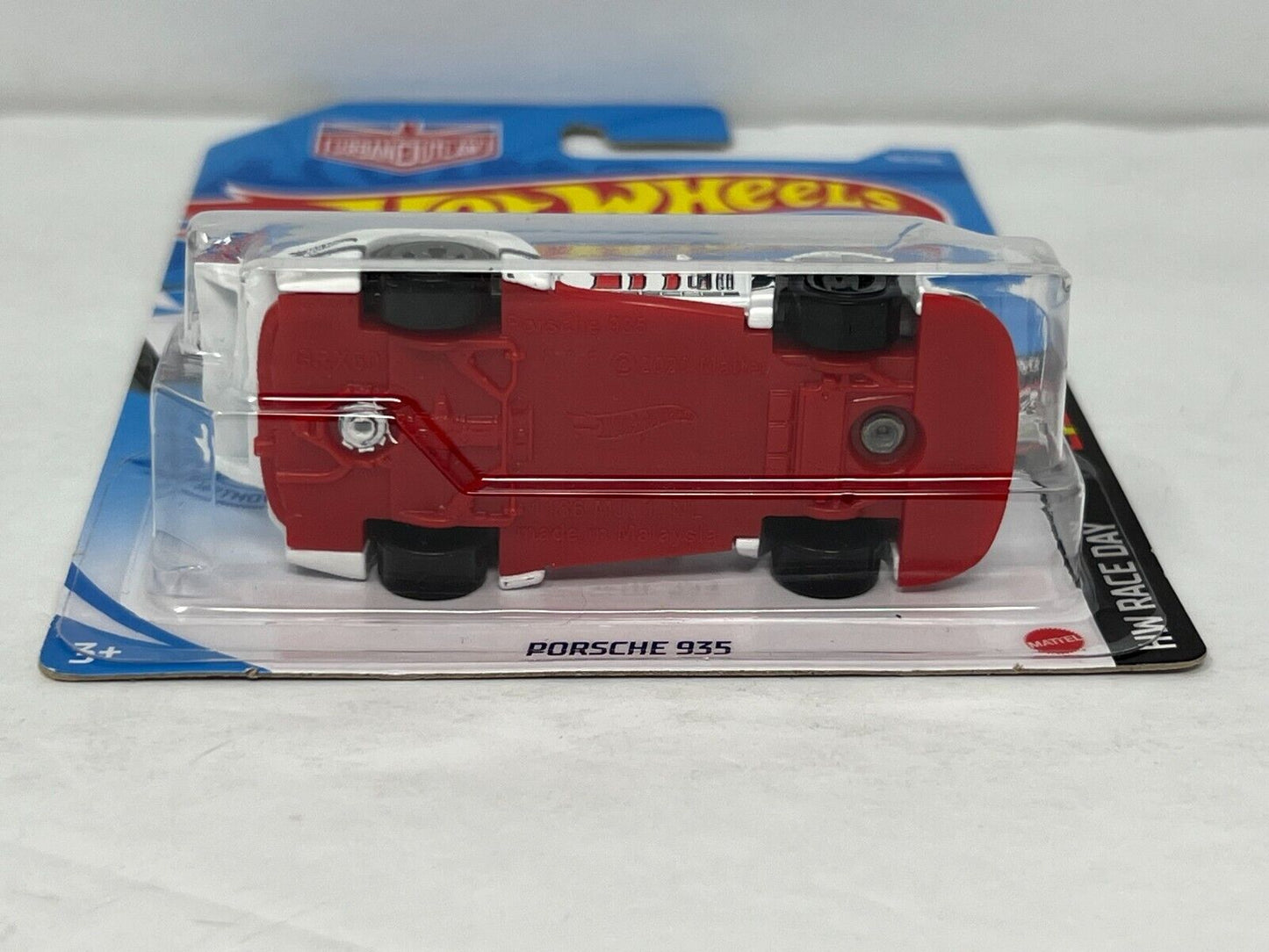 Hot Wheels HW Race Day Porsche 935 White European Car 1:64 Diecast