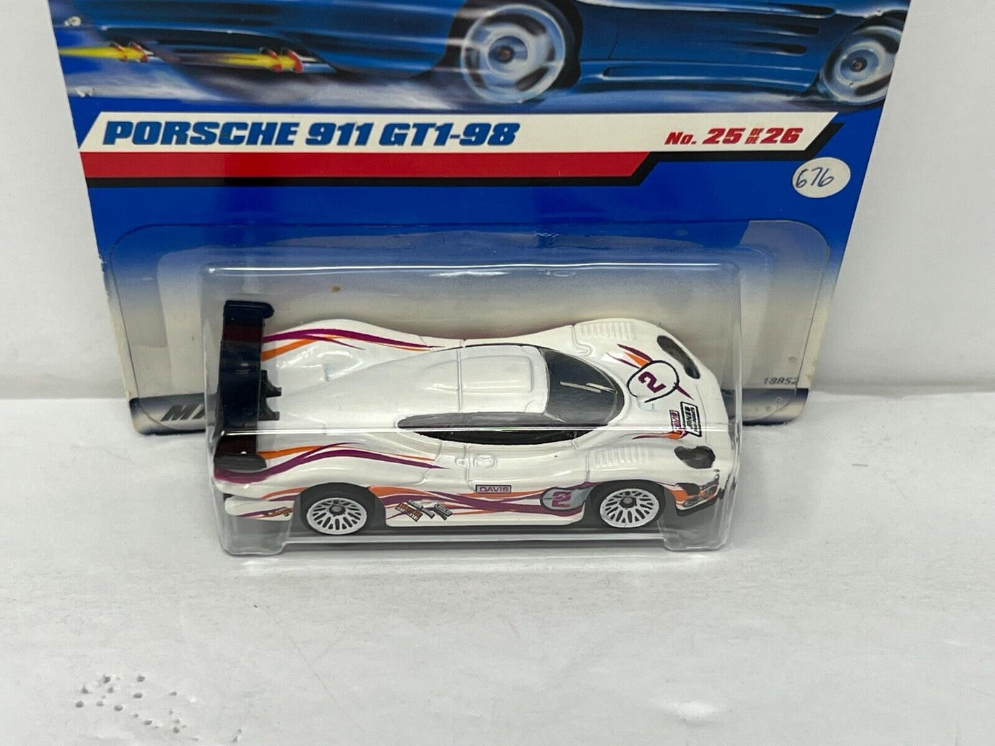 Hot Wheels Porsche 911 GT1-98 White European Car 1:64 Diecast