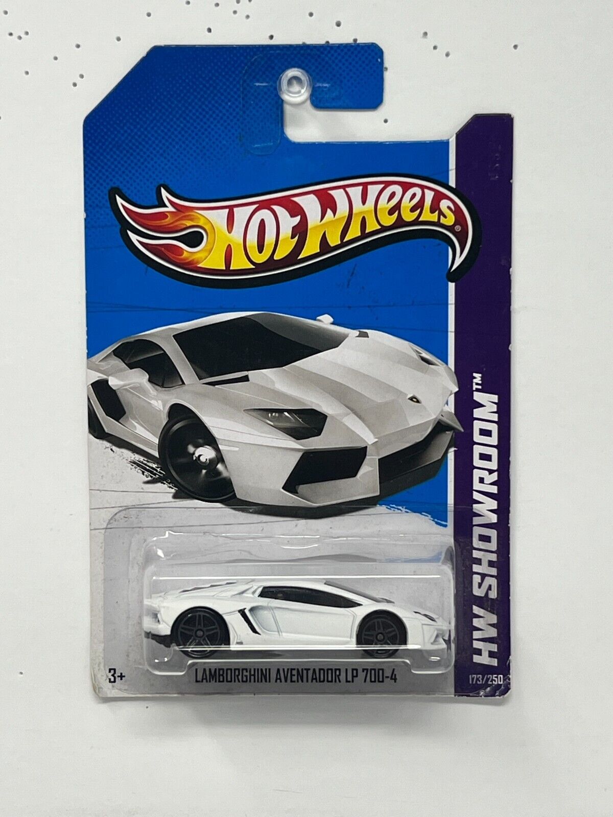 Hot Wheels HW Showroom Lamborghini Aventador LP700-4 European Car 1:64 Diecast