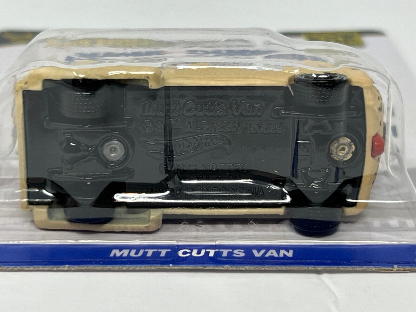 Hot Wheels Premium Dumb and Dumber Mutt Cutts Van 1:64 Diecast Real Riders