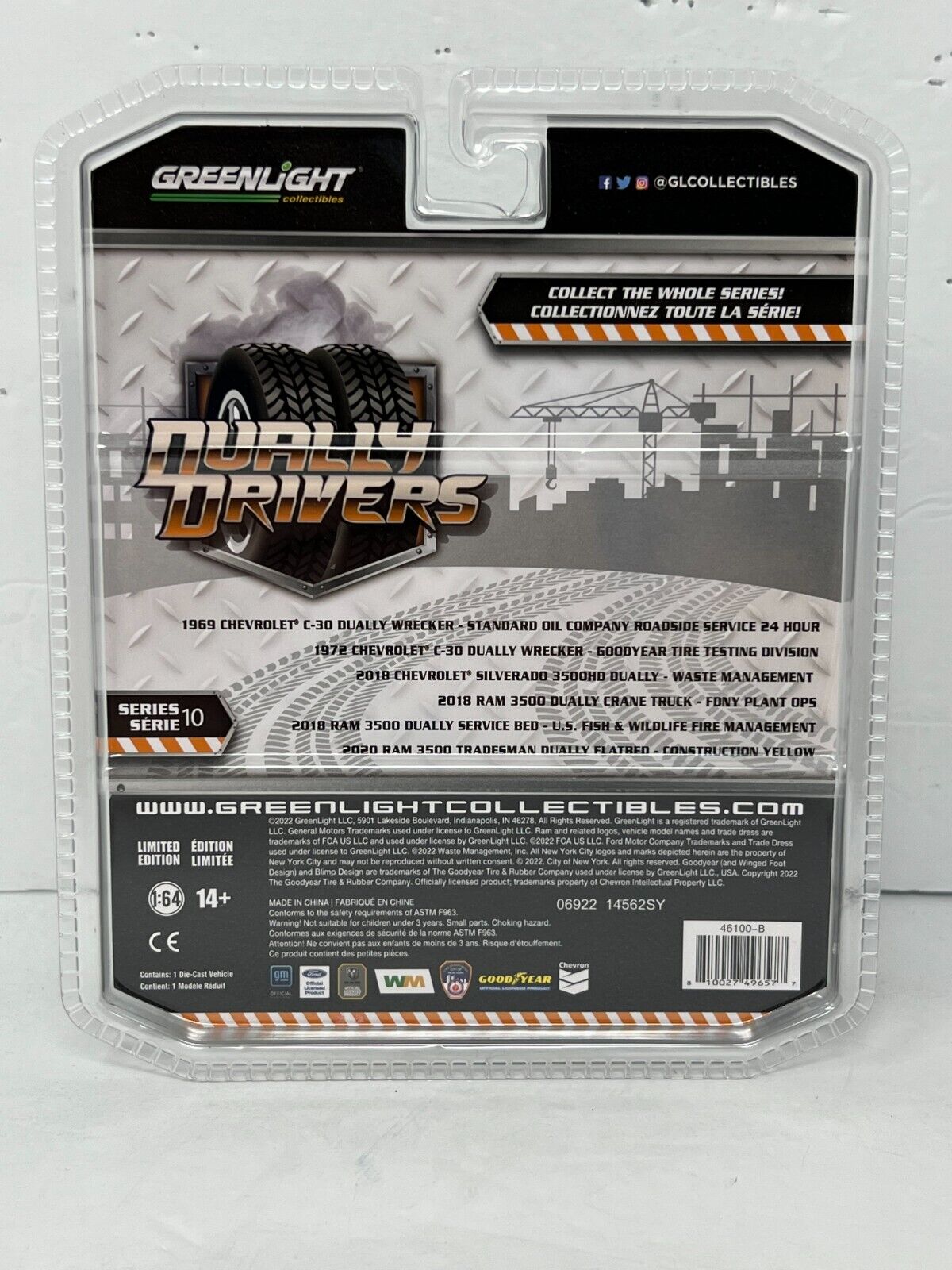 Greenlight Dually Drivers 1972 Chevrolet C-30 Dually Wrecker 1:64 Diecast