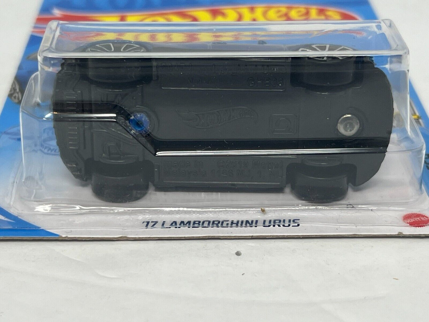 Hot Wheels Factory Fresh 2017 Lamborghini Urus European Car 1:64 Diecast Blue V2