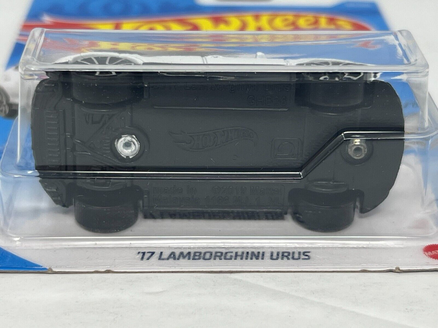 Hot Wheels Factory Fresh 2017 Lamborghini Urus European Car 1:64 Diecast