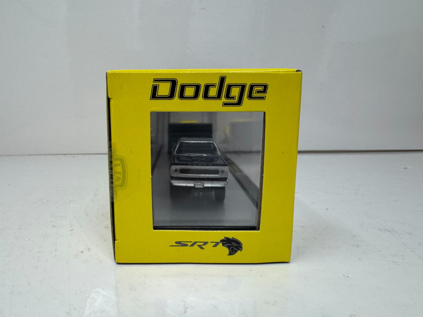 M2 Machines Auto Haulers Dodge Power Wagon & Dodge Adventurer 150 1:64 Diecast