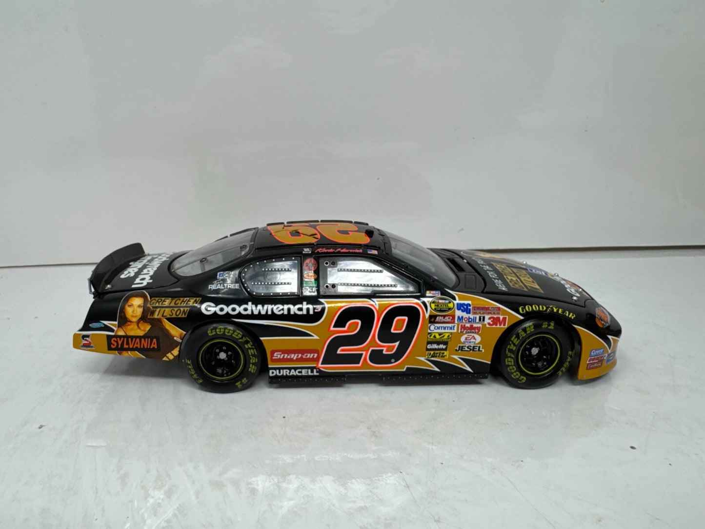 Action Nascar Elite #29 Kevin Harvick Rock & Roll 2005 Monte Carlo 1:24 Diecast