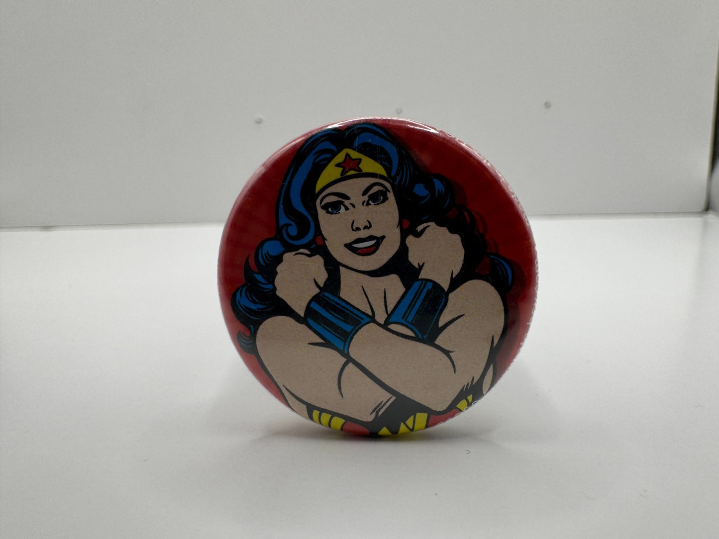 DC Wonder Woman Pin-back Button UDT1