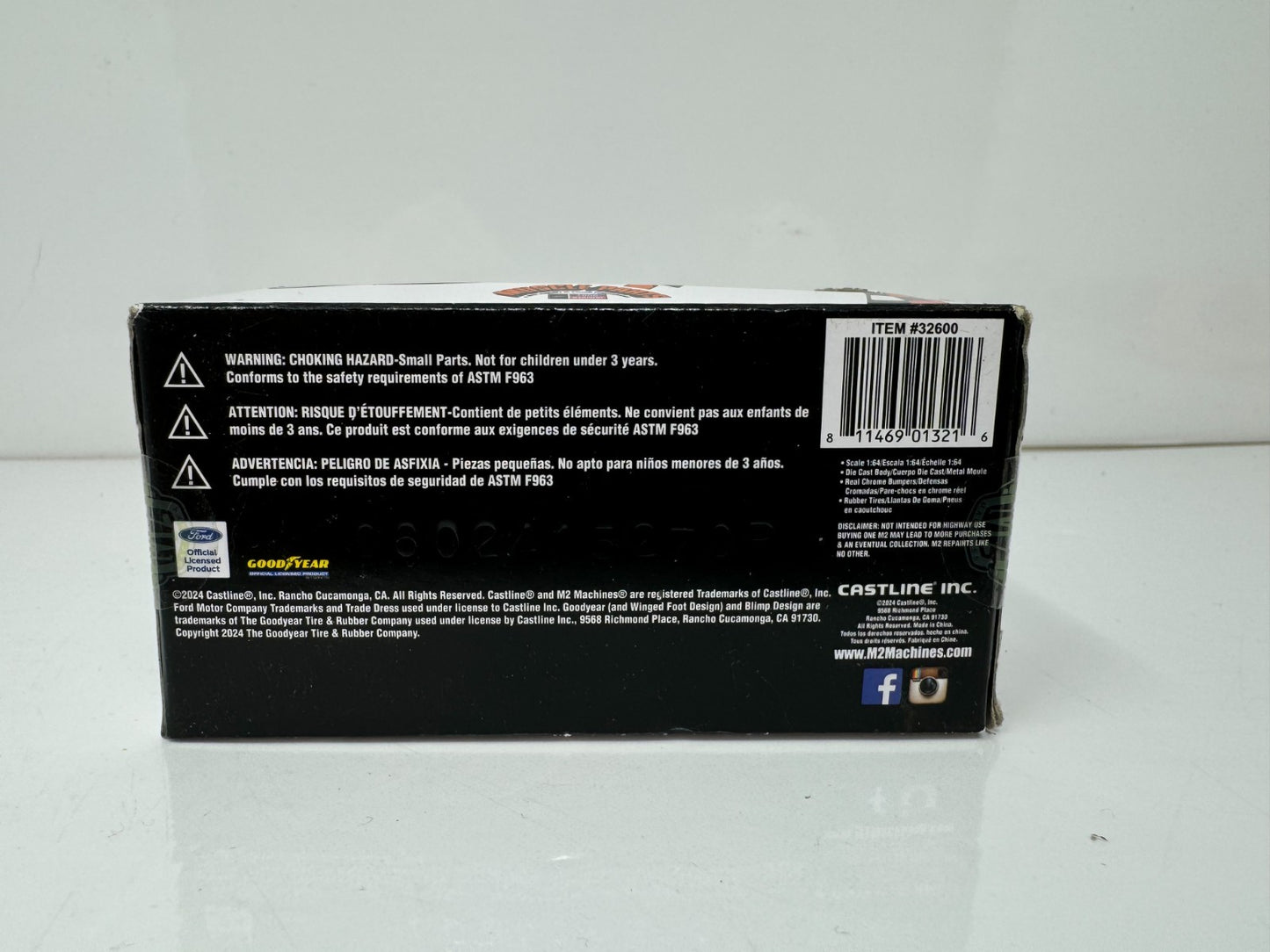 M2 Machines Muscle Parts 1970 Ford Mustang Boss 302 1:64 Diecast