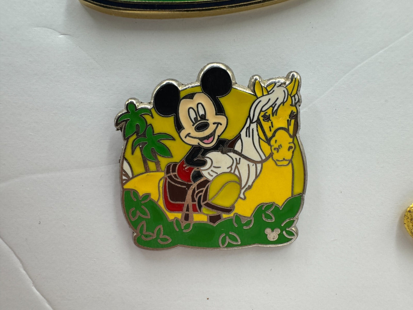 Disney Mickey Mouse Horseback Riding Recreation Hidden Mickey Trading Pin DC2S1
