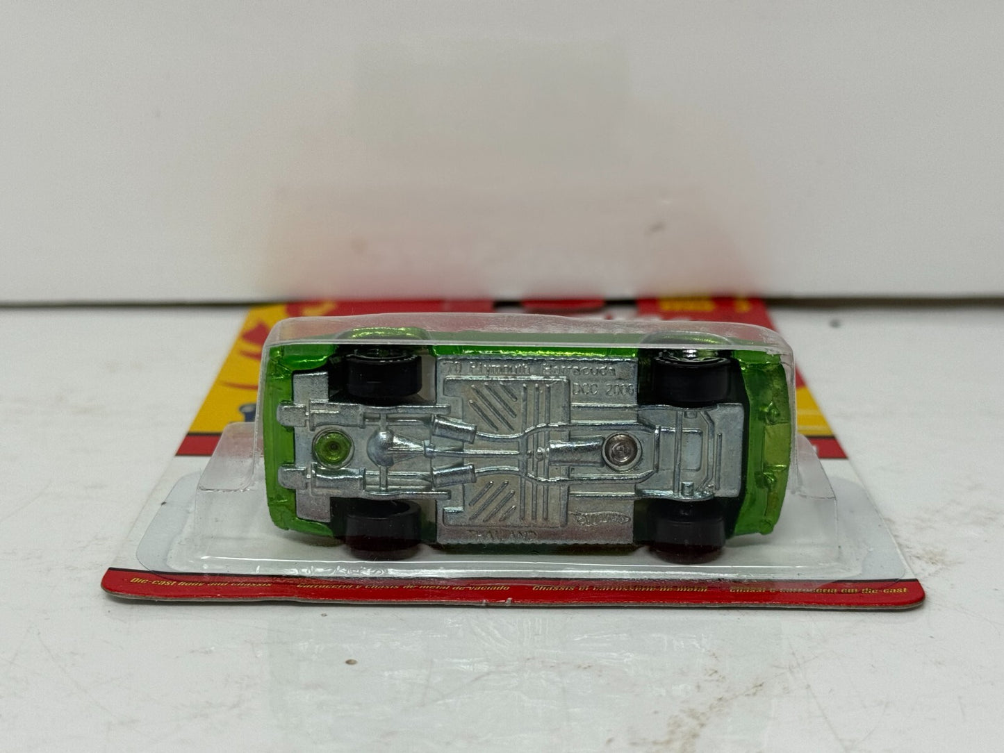 Hot Wheels Classics 1970 Plymouth Barracuda Series 3 Muscle Car 1:64 Diecast