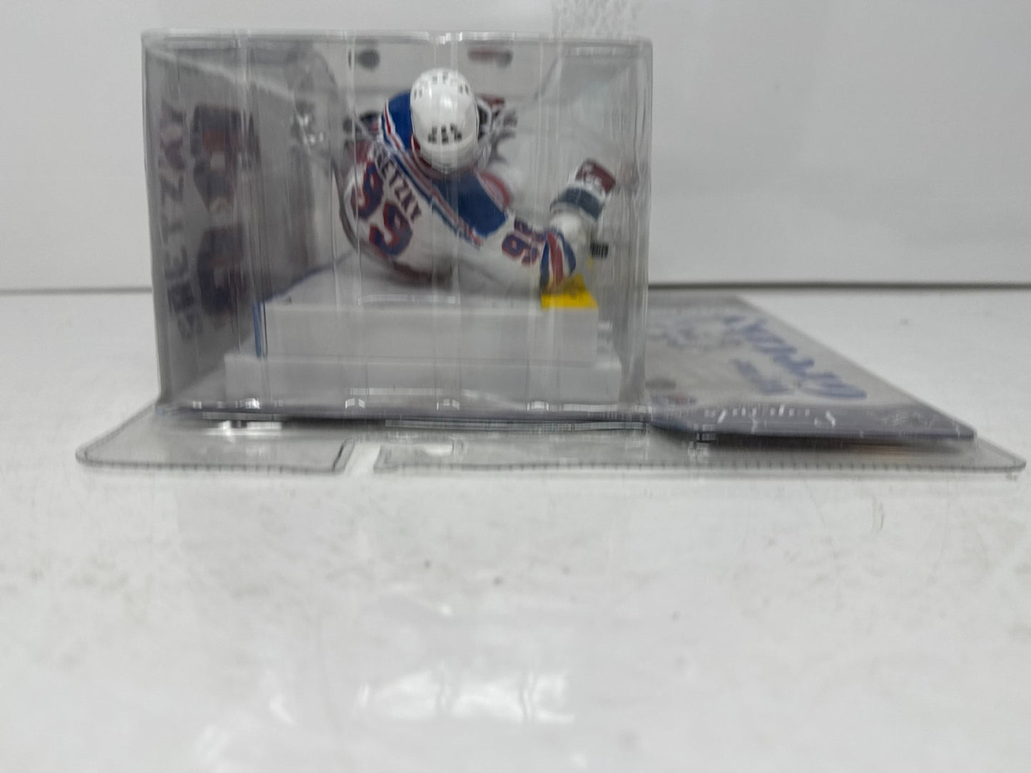 McFarlane NHL Wayne Gretzky New York Rangers Legends Series 3 Figure
