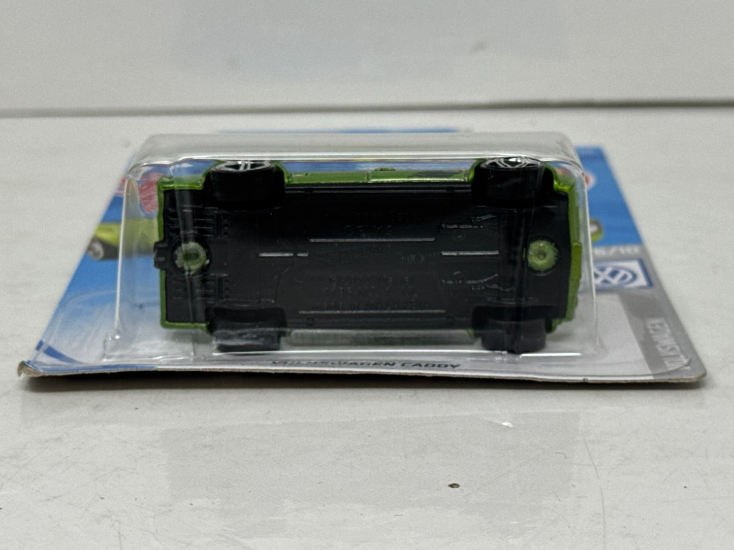 Hot Wheels Volkswagen Series Volkswagen Caddy 1:64 Diecast