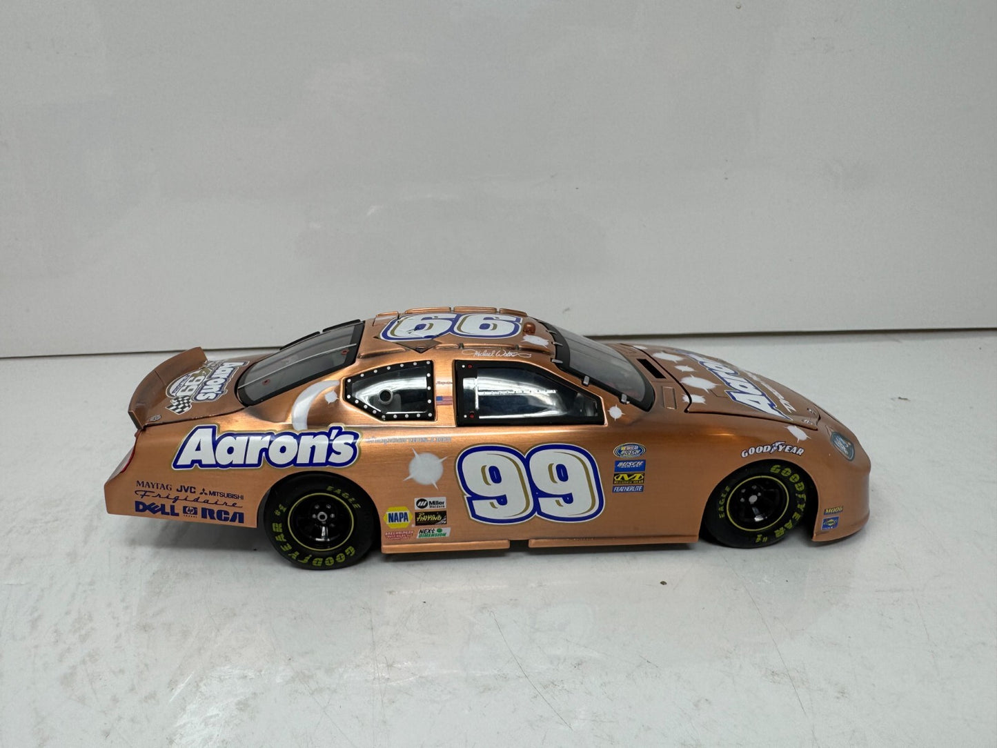 Team Caliber Preferred Nascar #99 Michael Waltrip Aaron's Copper 2006 1:24 Diecast