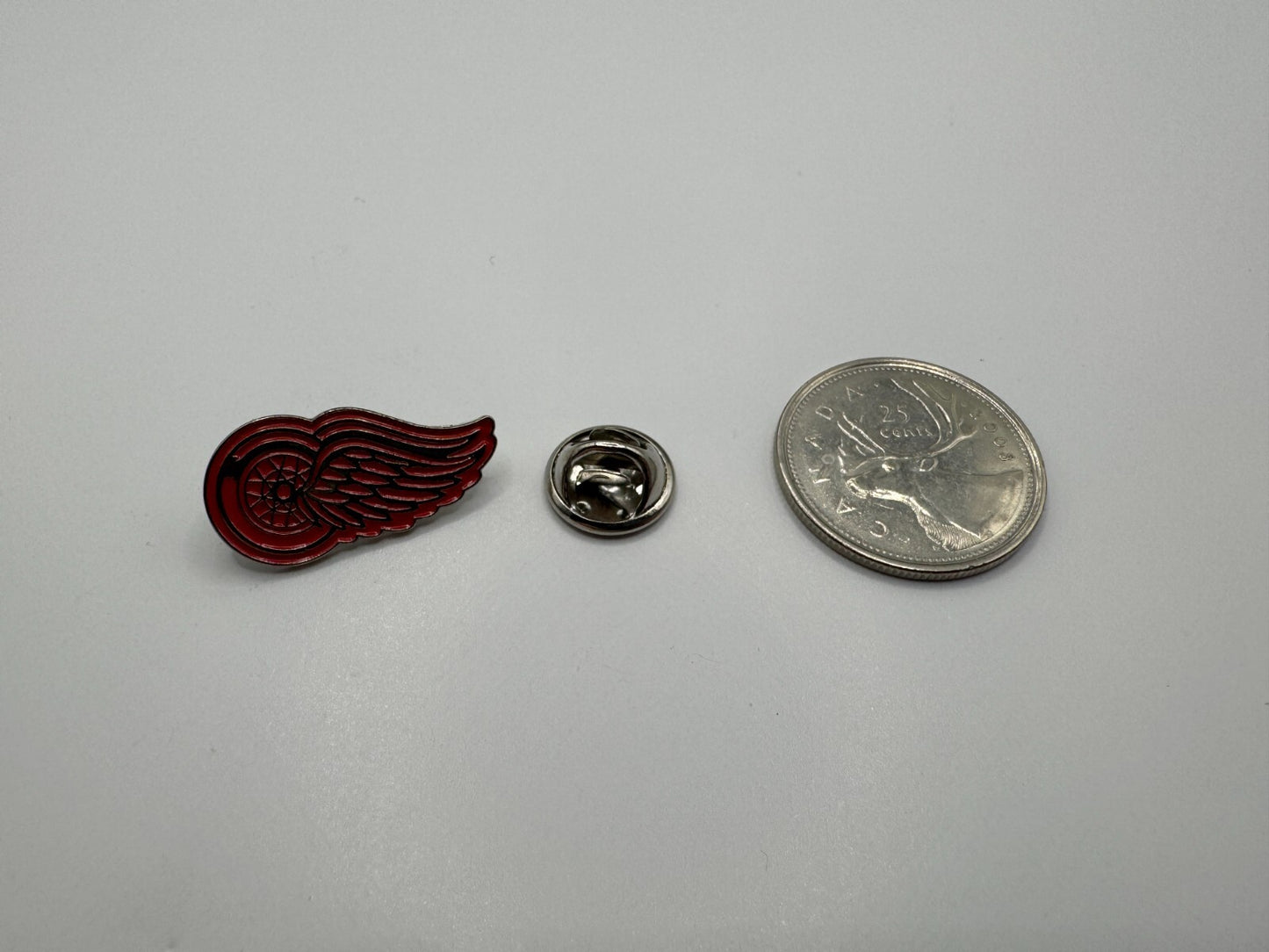 Detroit Red Wings NHL Hockey Team Logo Lapel Pin UDT1