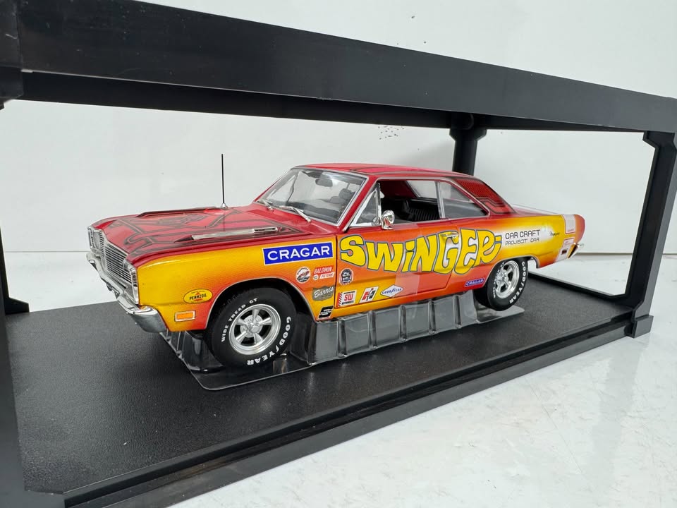 Highway 61 1969 Dodge Dart 340 Swinger Car Craft Project Car 1:18 Diecast