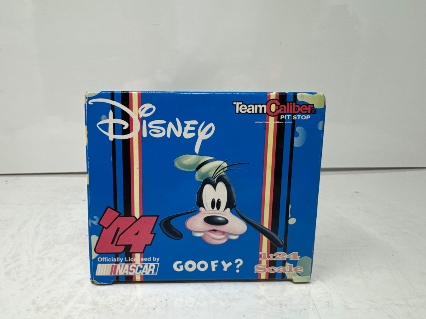 Team Caliber Pit Stop Nascar #04 Goofy Daytona 500 1:24 Diecast