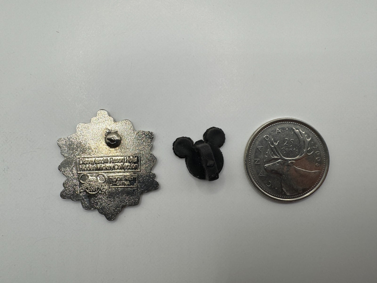 Disney Mickey Mouse Hotel Snowflake Collection Hidden Mickey Trading Pin DC2S1
