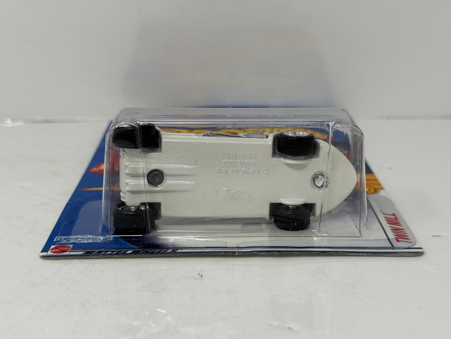 Hot Wheels AutoRama World of Wheels Twin Mill II White 1:64 Diecast
