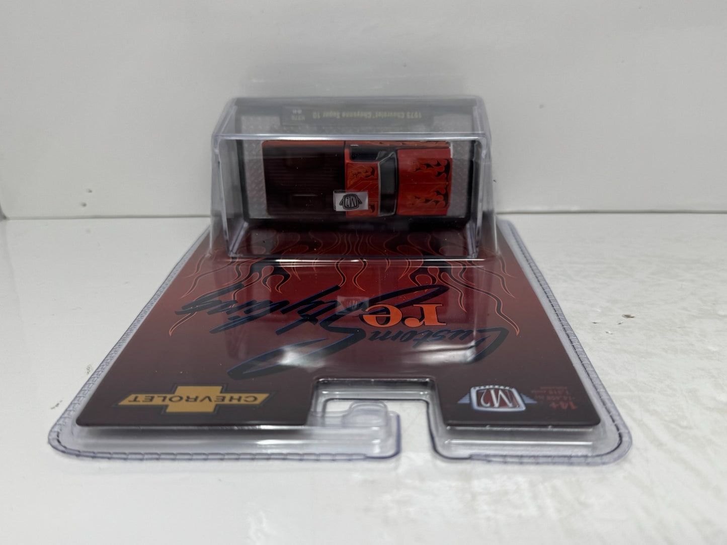 M2 Machines Custom Restyling 1973 Chevrolet Cheyenne Super 10 Flames 1:64 Diecast
