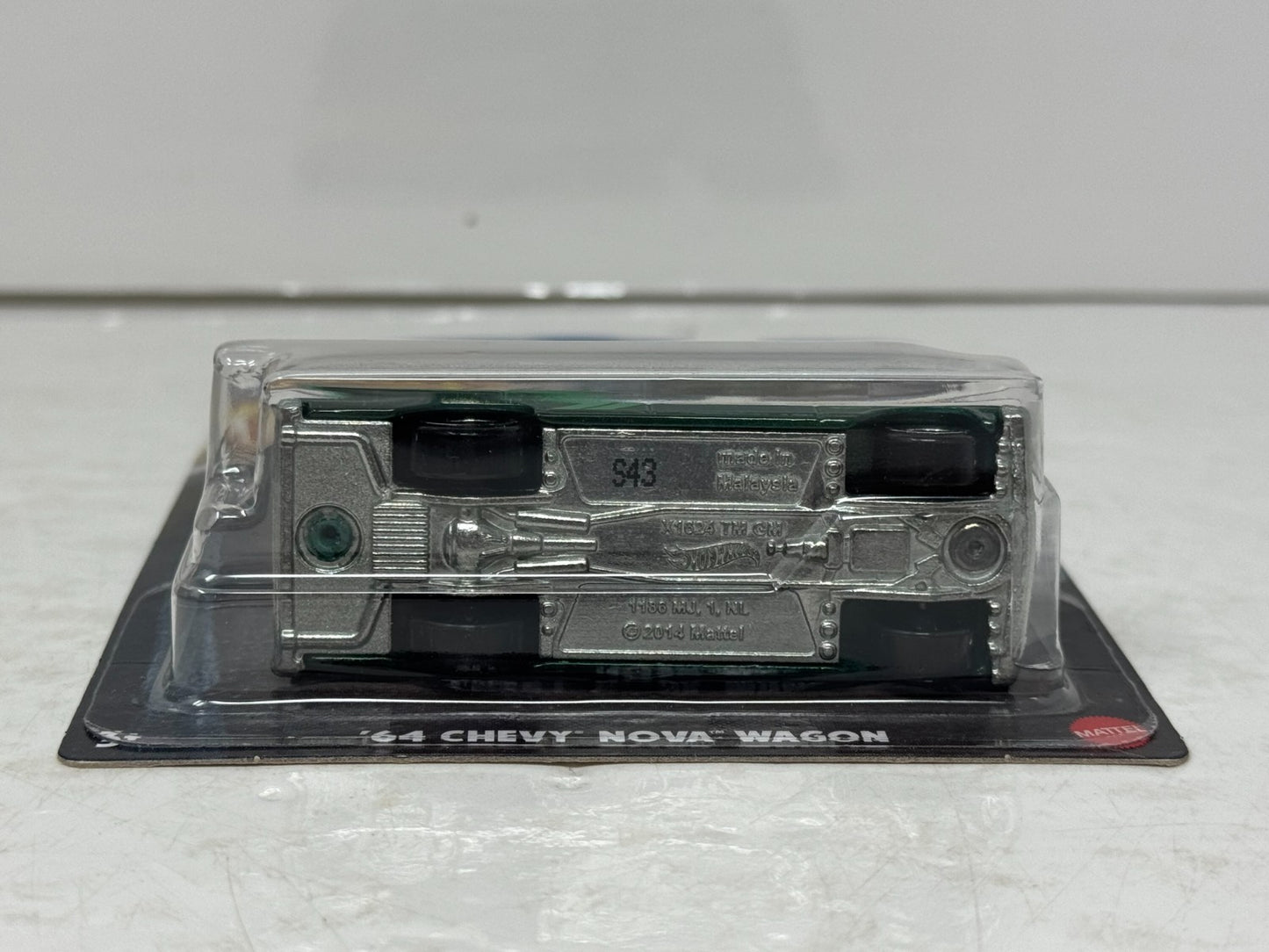 Hot Wheels Hot Wagons 1964 Chevy Nova Wagon 1:64 Diecast
