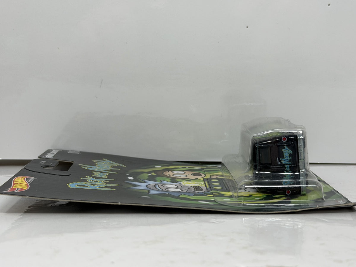 Hot Wheels Premium Rick and Morty 1966 Dodge A100 1:64 Real Riders