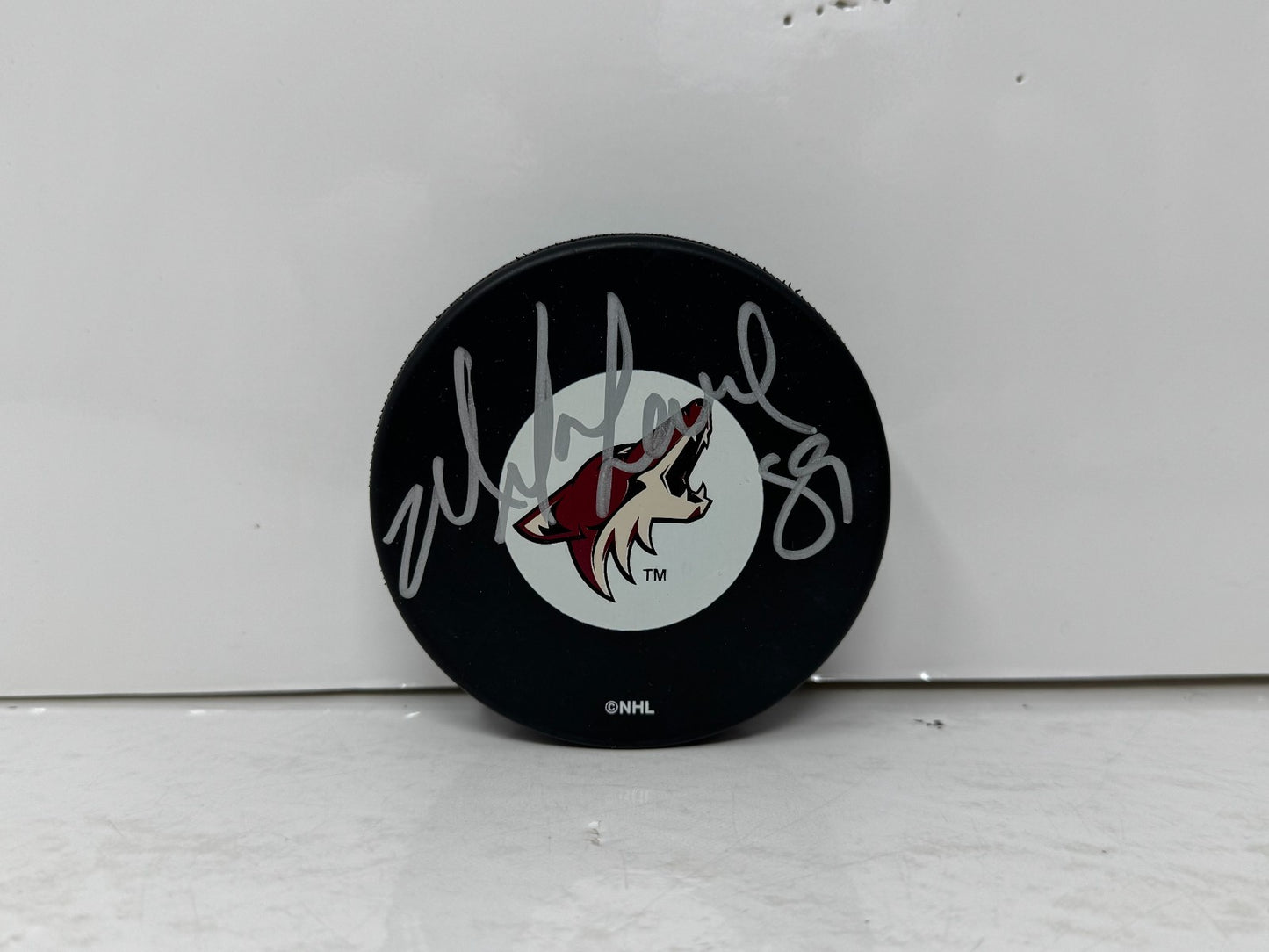 Mike Comrie Phoenix Coyotes Signed NHL Autograph Puck Silver Auto