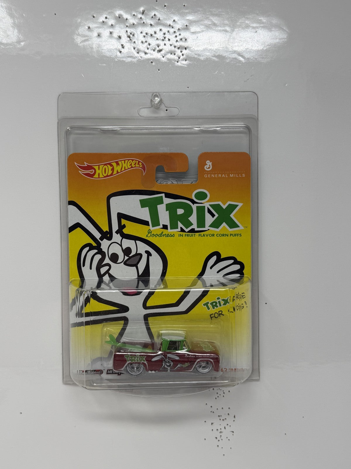 Hot Wheels General Mills Trix Custom 1962 Chevy 1:64 Diecast Real Riders