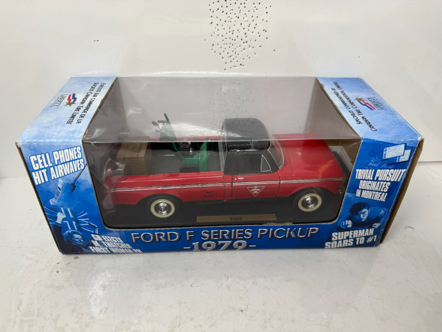 Liberty Classics Canadian Tire 1979 Ford F Series Pickup BANK 1:24 Diecast