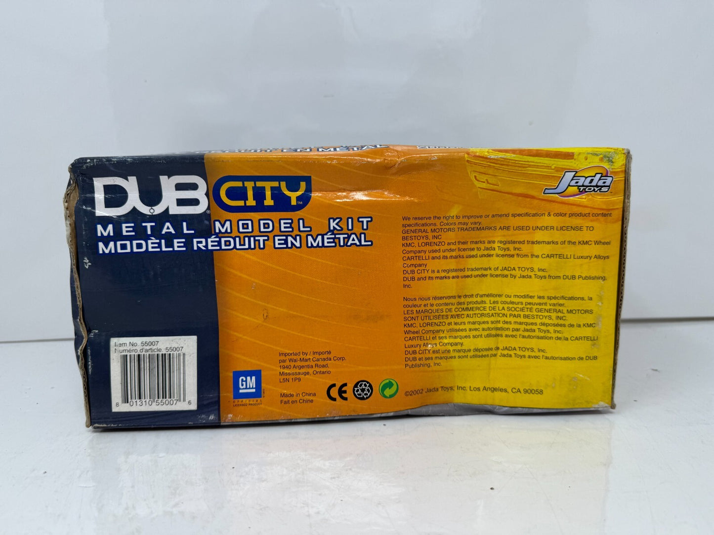 Jada Dub City 2000 Chevy Suburban Gray Metal Model Kit 1:24 Diecast