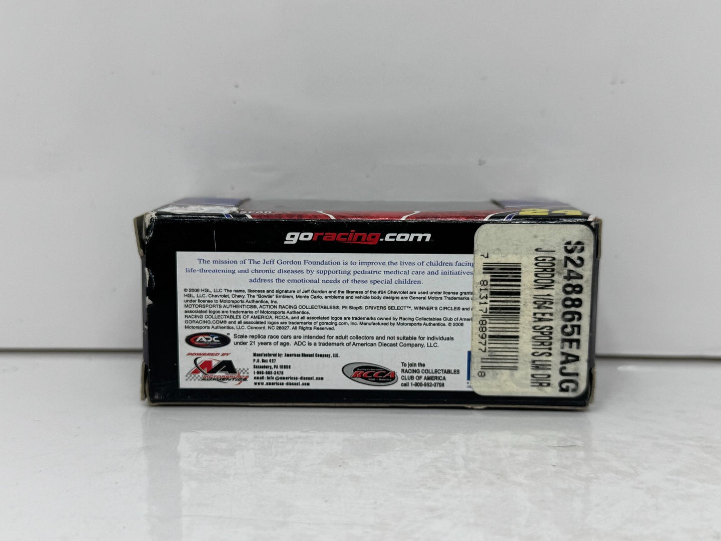 Action NASCAR #24 Jeff Gordon Dirt Car Chevrolet 1:64 Diecast