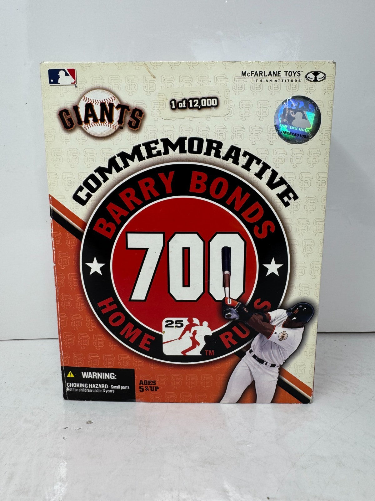 McFarlane MLB Barry Bonds San Francisco Giants Commemorative 700 Home Run Figure