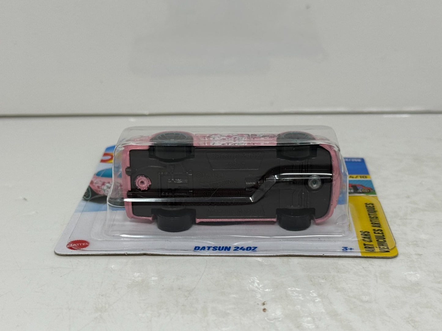 Hot Wheels Art Cars Datsun 240Z 1:64 Diecast Short Card Pink