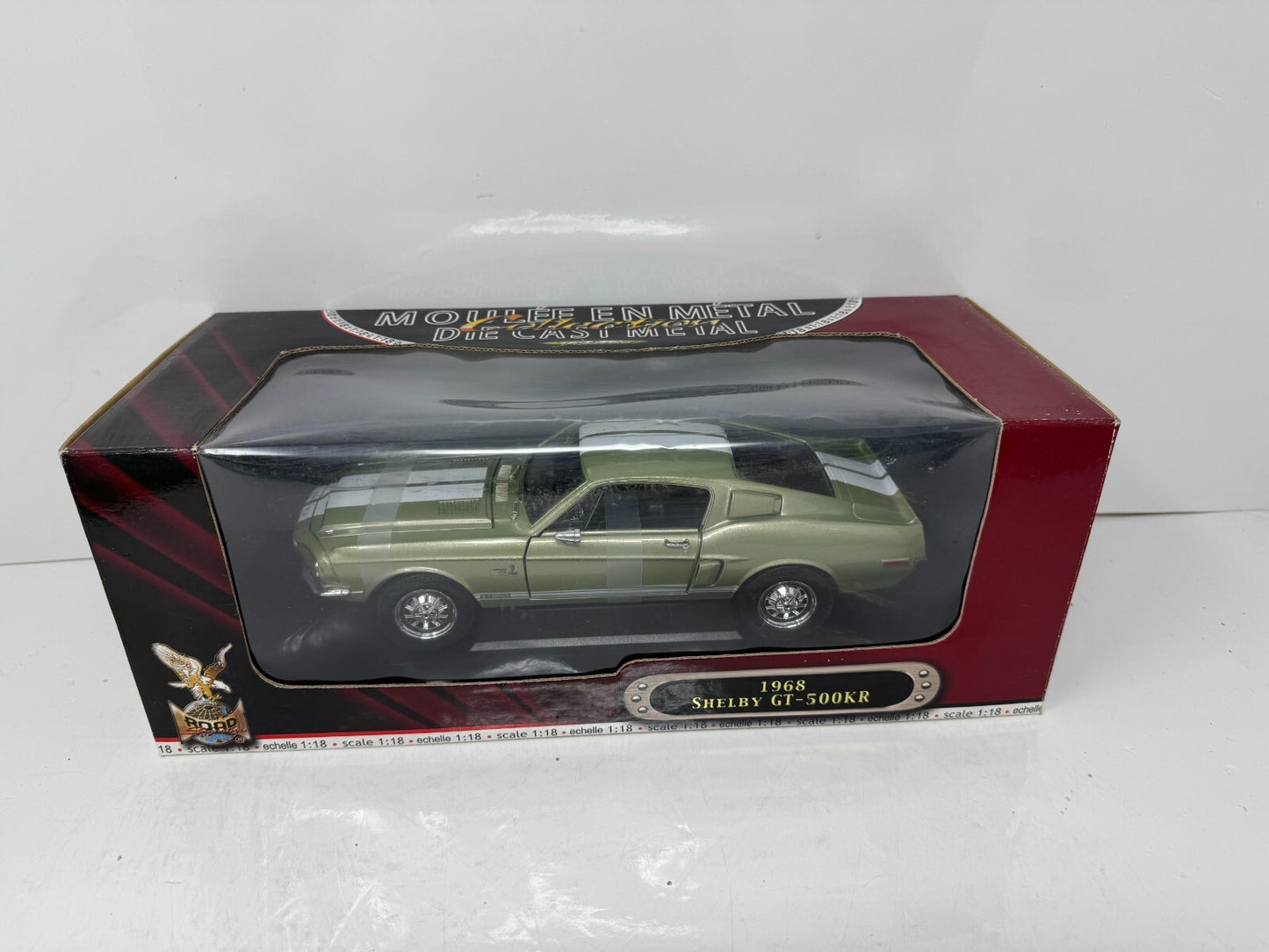 Yat Ming Road Signtaure 1968 Shelby GT-500KR 1:18 Diecast