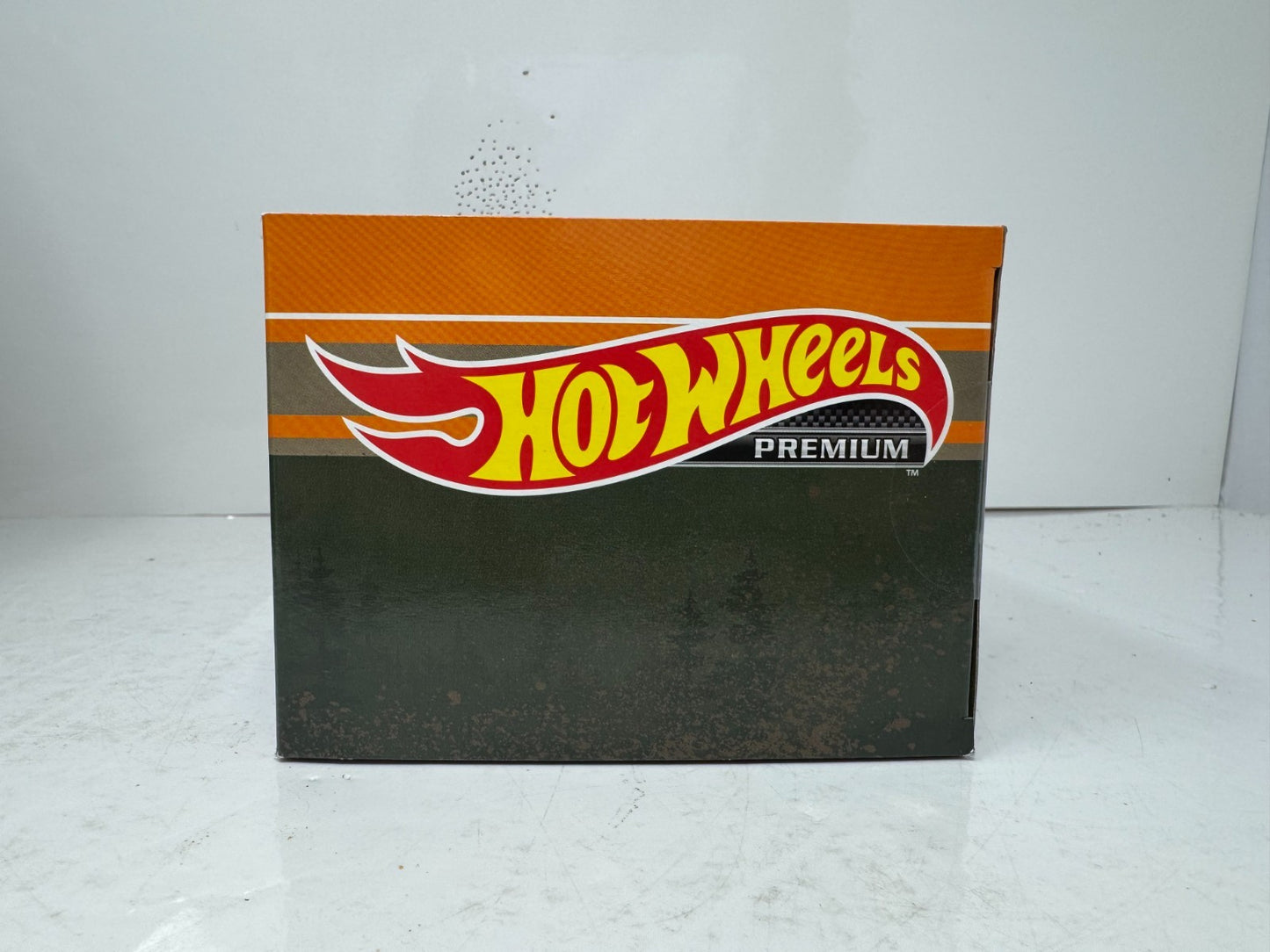 Hot Wheels Premium Rally Legends 4-Pack Collector Diorama Set 1:64 Diecast