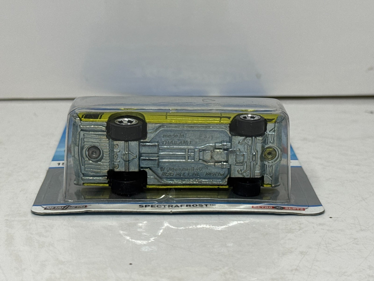 Hot Wheels Cool Classics 1967 Oldsmobile 442 Spectrafrost 1:64 Diecast