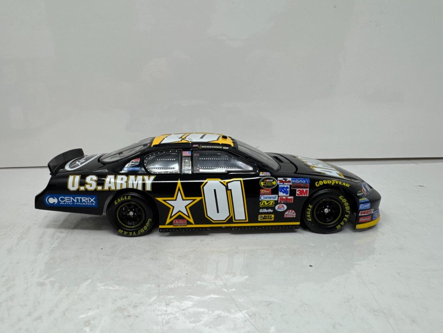 Action Nascar #01 Joe Nemechek U.S. Army 2006 Monte Carlo 1:24 Diecast
