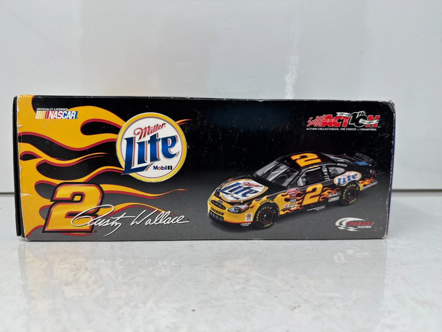 Action Nascar #2 Rusty Wallace Miller Lite Black 2002 Ford Taurus 1:24 Diecast