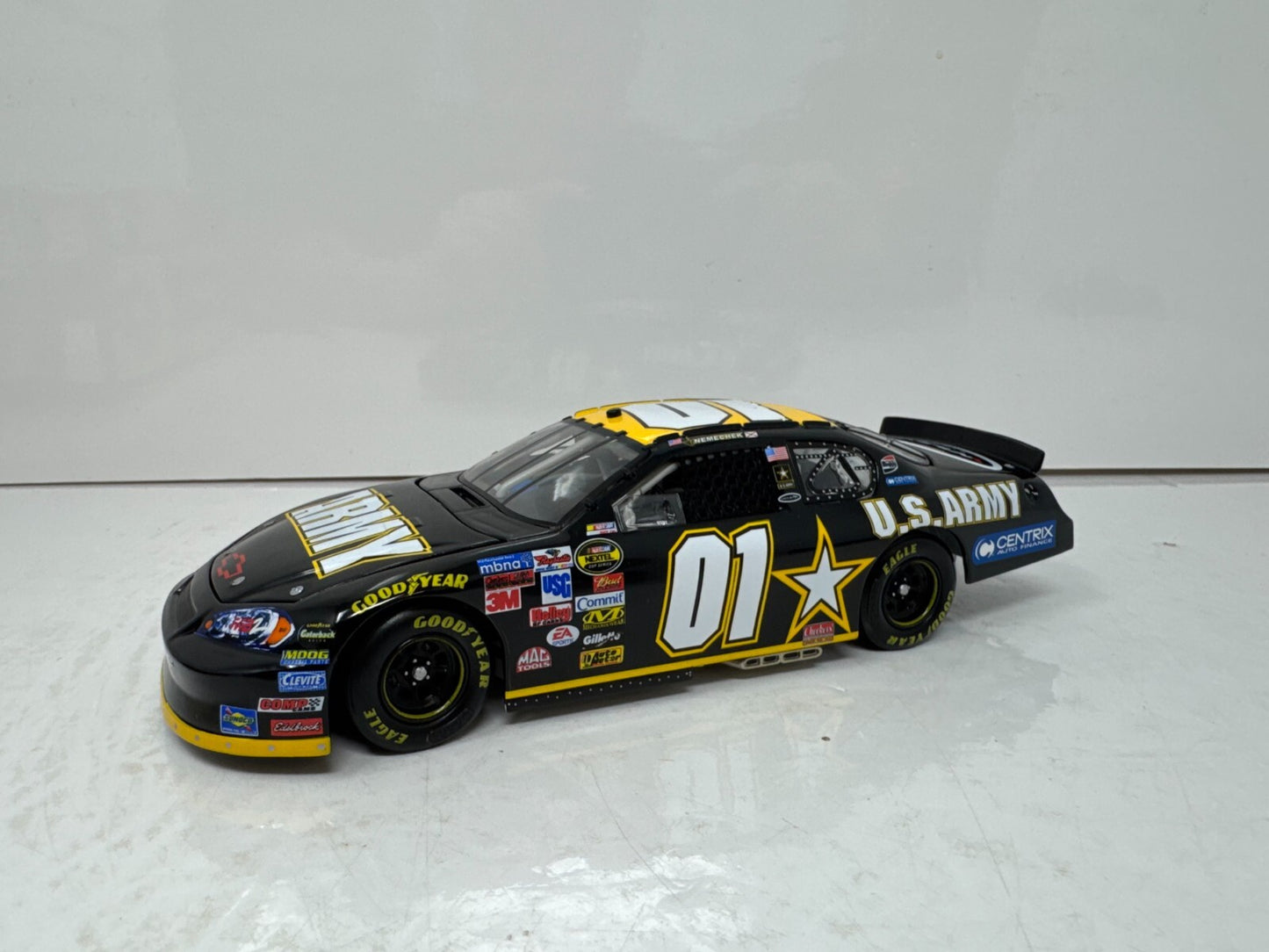 Action Nascar #01 Joe Nemechek U.S. Army 2006 Monte Carlo 1:24 Diecast