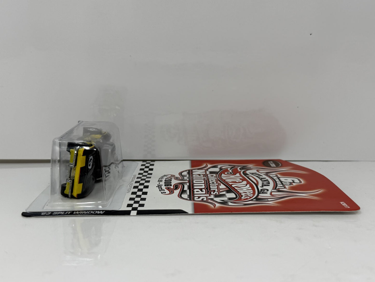 Hot Wheels 2006 6th Collectors Nationals 1963 Split Window Corvette 1:64 Diecast