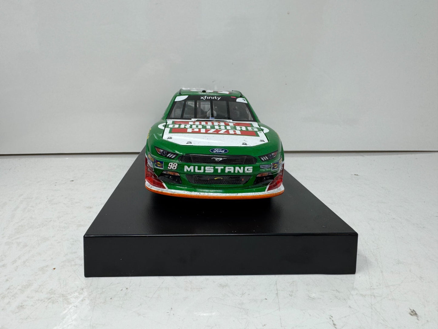 Lionel Nascar #98 Kevin Harvick Hunt Brothers Pizza Atlanta Win 1:24 Diecast