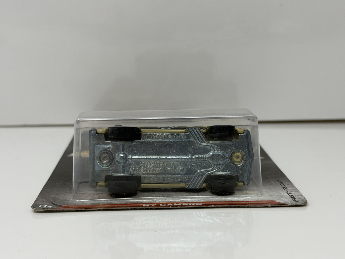 Hot Wheels Camaro Fifty 1967 Chevrolet Camaro 1:64 Diecast